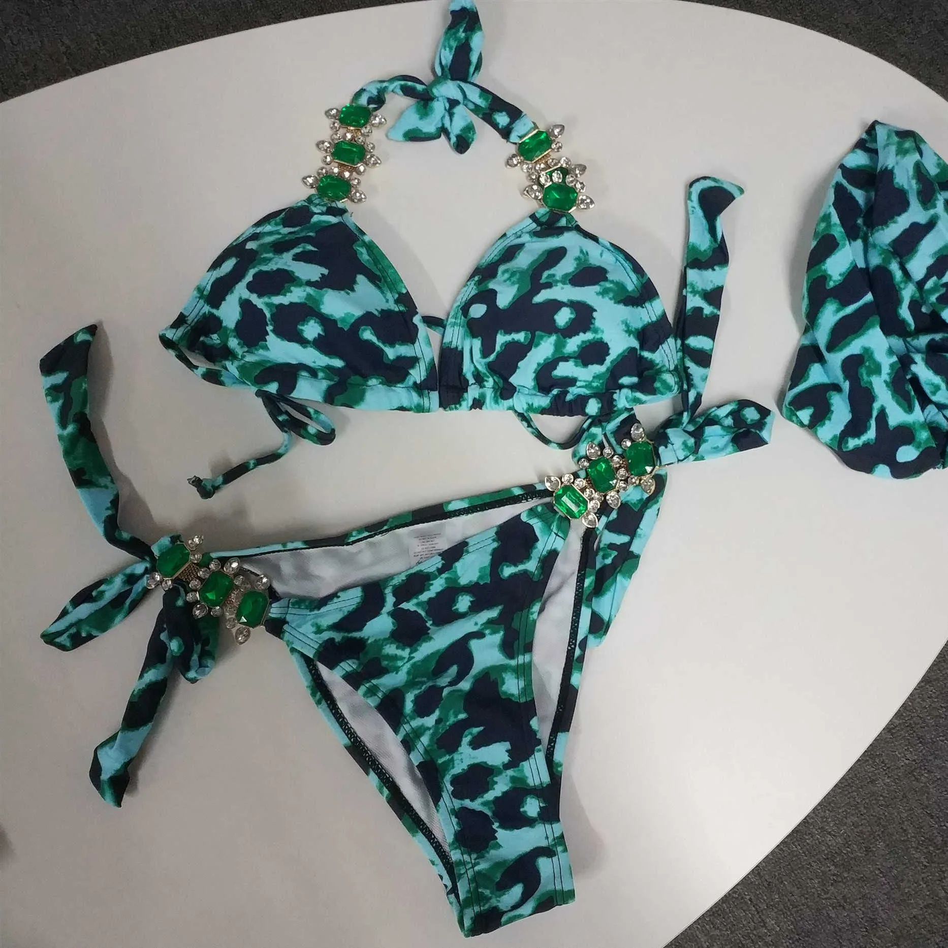 Retro two-piece swimsuit green leopard print exquisite halterneck strap bikini swimwear women set 210629