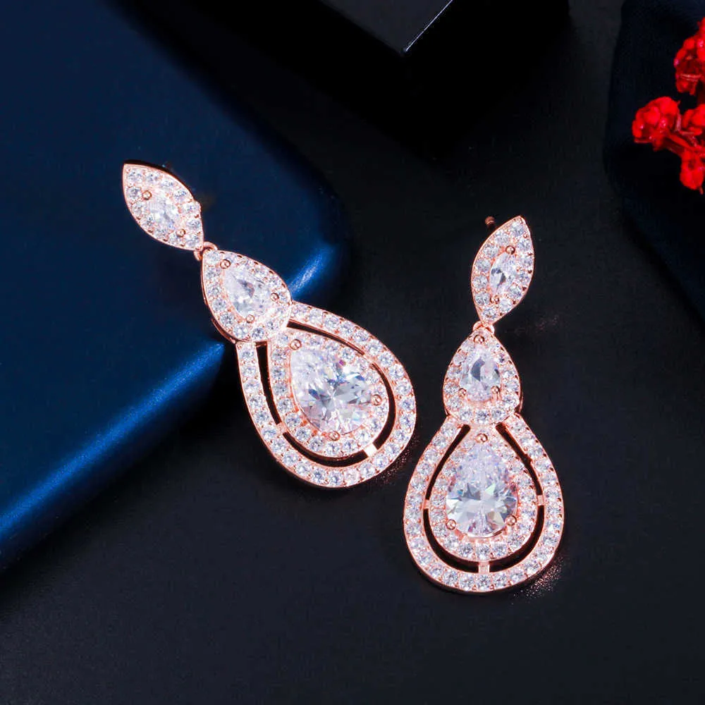 Boucles d'oreilles goutte d'eau en zircon cubique blanc brillant pour les mariées mariage soirée Costume bijoux accessoires CZ904 210714