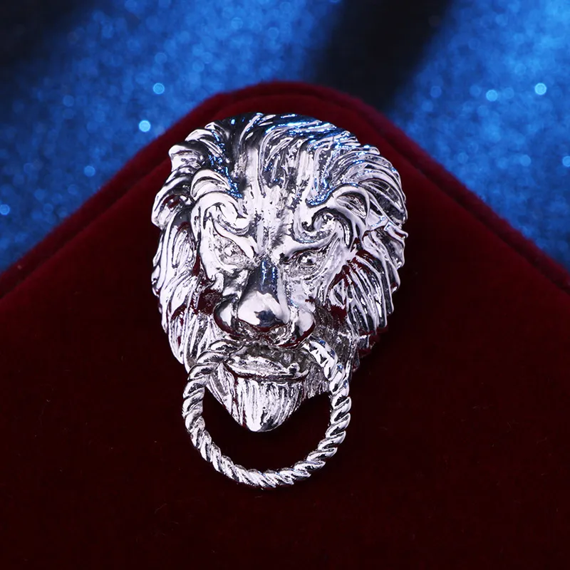 Retro Animal Lion Head Brooch Fashion Men039s Suit Shirt Collar Pin Needle Badge Lapel Pins and Brosches smycken Tillbehör5269872