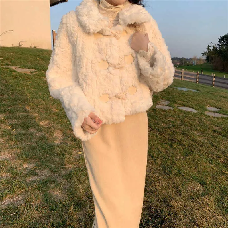 Faux Furs Mode Lâche Teddy Hiver Manteau Chaud Pour Femme Parka Femmes Court Épaissir Élégant Pardessus Style Coréen Lapin Furry 210619