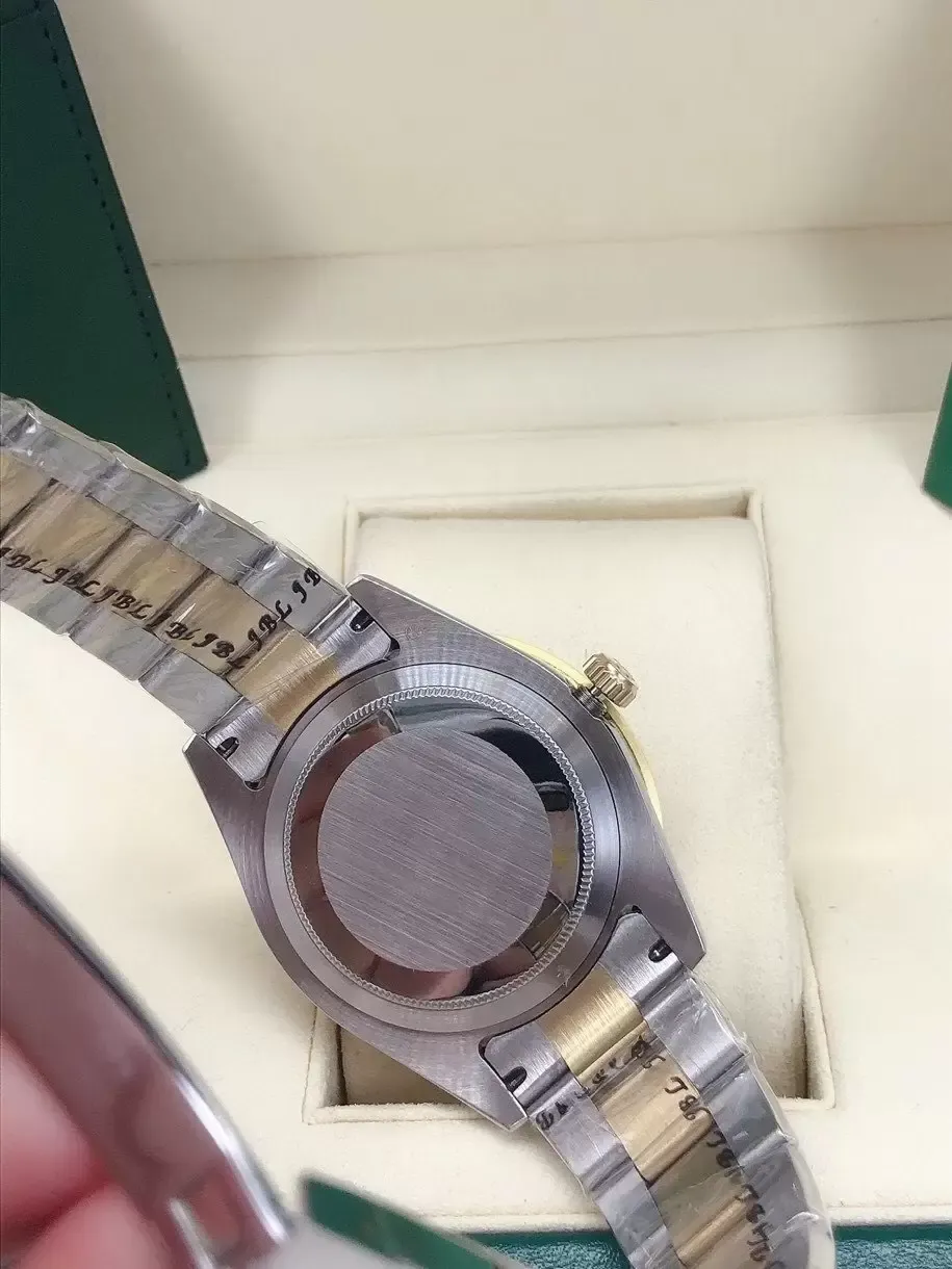 5 estilo reloj para hombre 44 mm 2813 Movimiento Relojes automáticos Gran bisel de diamante Relojes de pulsera mecánicos de acero inoxidable para hombre Reloj de pulsera 2798