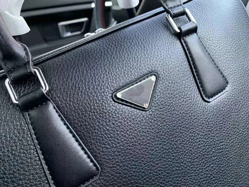 SAC PLAT HORIZONTAL ZIPPE Briefcase Business Crossbody Handbag Fashion Men Shoulder Bag Leather Laptop package Man Computer Bags254d