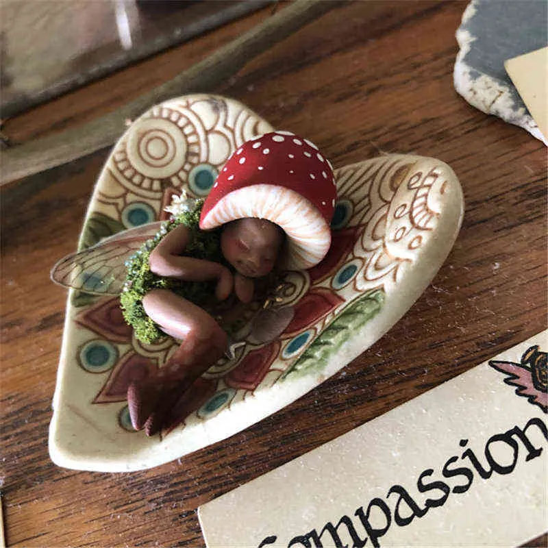 Mini statue de fée de champignon endormi peint à la main résine artisanat ornement pour la maison jardin bureau décoration artisanat enfant petits cadeaux 28479119