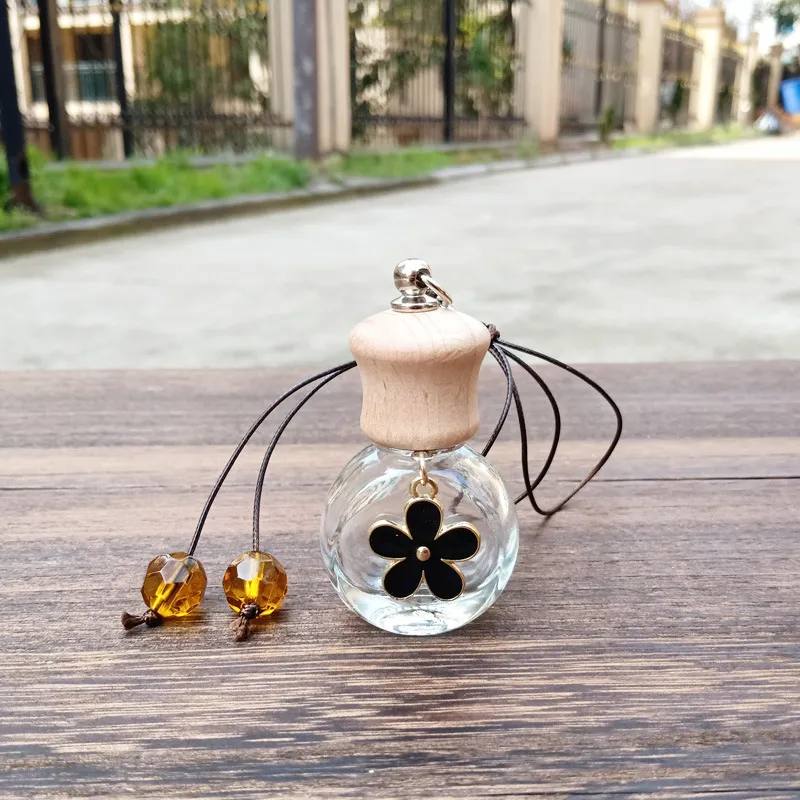 8Ml*Refillbale Perfume Bottles Empty Automobile Hanging Decoration Cases Glass Portable Aroma Releaser