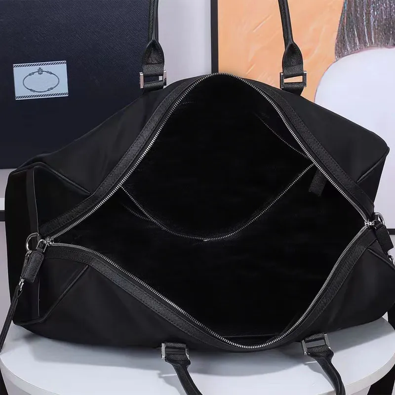 Высочайшее качество, большая вместительная спортивная сумка, дорожные сумки на цепочке, уличная натуральная кожа, полиэстер, однотонная полоска с принтом, мягкая одинарная O255K