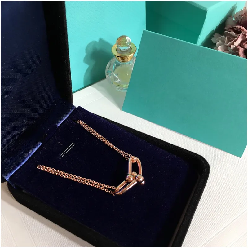 Stainless Steel Heart-shaped Necklace Short Female Jewelry Gold Titanium Heart Pendant Necklaces for Women with Box with Stamp197T