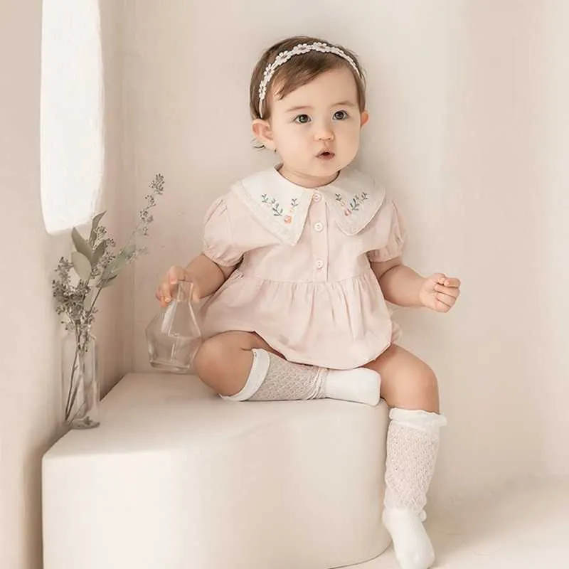 赤ちゃんの女の子刺繍のロンパース韓国風のジャンプスーツ幼児コットンロンパース夏の幼児のブティック服210615