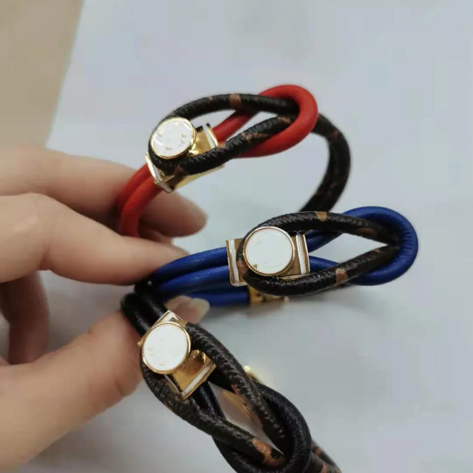 Luxury High Quality Leather Bracelet Designer Fashion Couples New Cross Color Beads Leather Rope Black Red Blue 3 paragraph Gift 2670