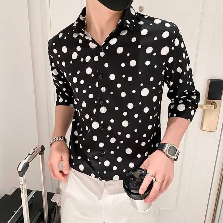 Polka Dot Koszulki z krótkim rękawem Mężczyźni Moda Slim Casual Shirt Streetwear Party Bluzka Mężczyzna Biznes Sukienka Odzież 210527