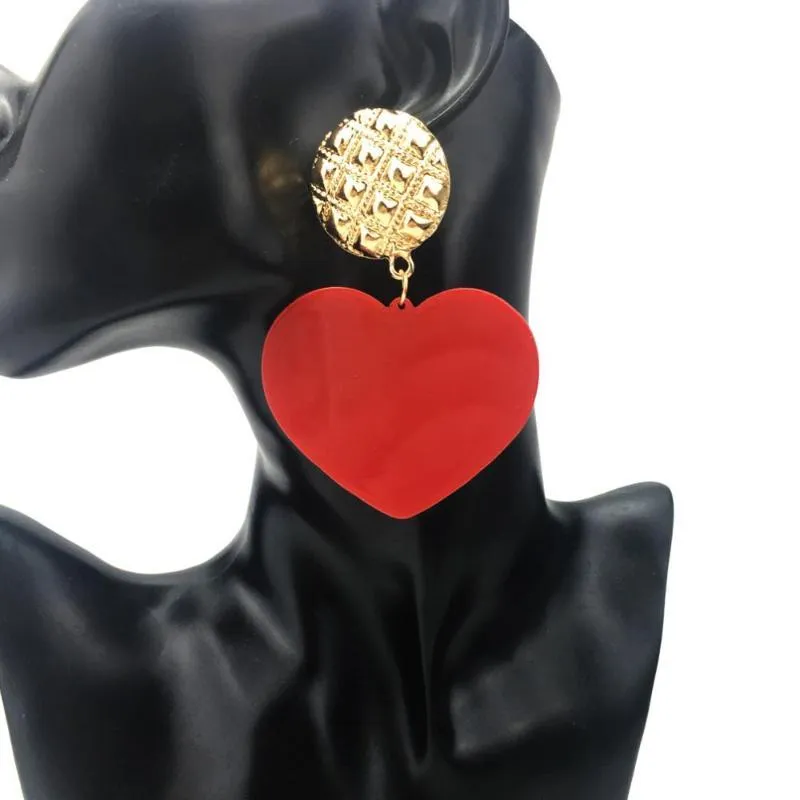 Dangle ljuskrona godis färg akryl hjärta örhängen för kvinnor charm metall uttalande stor örhänge kvinnlig