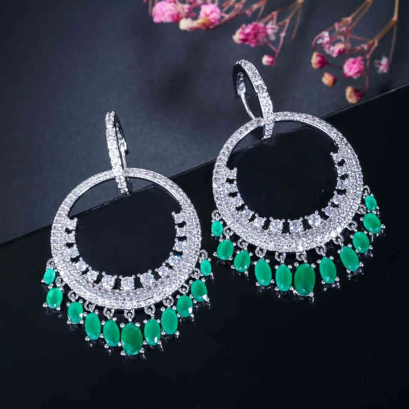 CWWZircons Orecchini a cerchio lunghi pendenti etnici grandi di moda le donne Accessori abito da sposa verde trasparente CZ CZ143