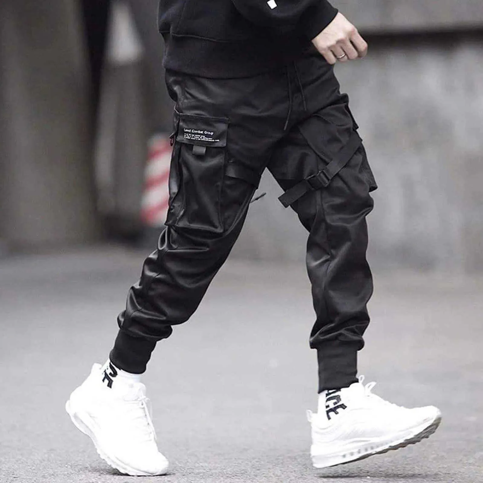 Pantalones de carga de hip hop negro Hombres Streetwear Moda Algodón Joggers Sweetpants Casual Harem Pantalones Harajuku Ropa 210715