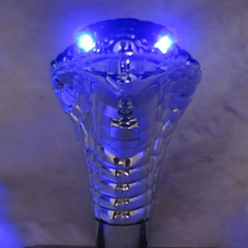 Poignée de boîte en forme de serpent Cobras 2021, avec leviers de lumière LED, levier de vitesse de Modification de voiture