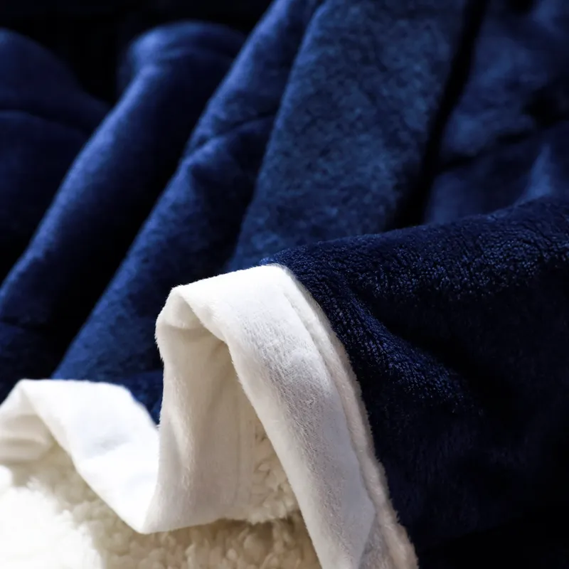 Супер мягкое теплые одеяло роскошные трехслойные толстые стеганые твердое цветное покрытие Coral Flece Home бросает для взрослых Крышка кровати зима 210316