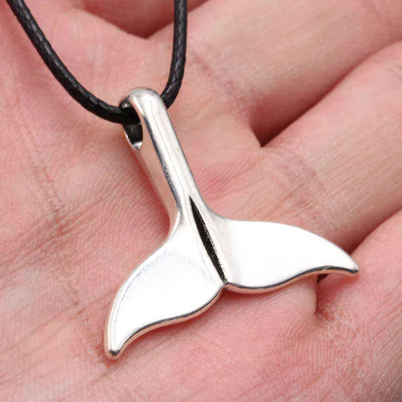 Initiale Halskette Delphin Schwanz Anhänger Leder Halskette Modeschmuck für Frauen Freundin Geschenk G1206