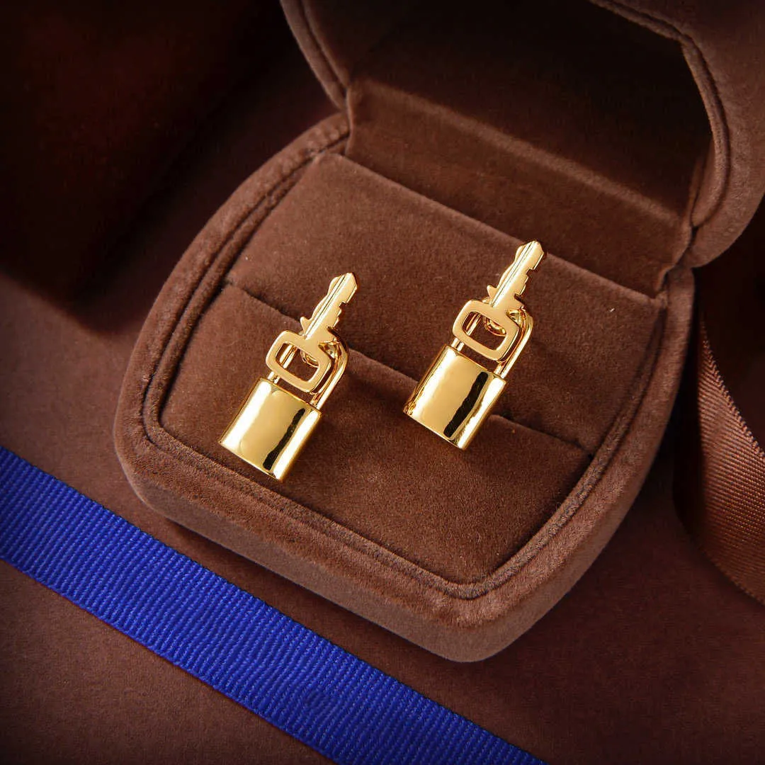 2021 Brand New Design Gold Color Jewelry Key Lock Earrings Luxury Top Quality Small Fashion Party Design Unique France Brand5751489
