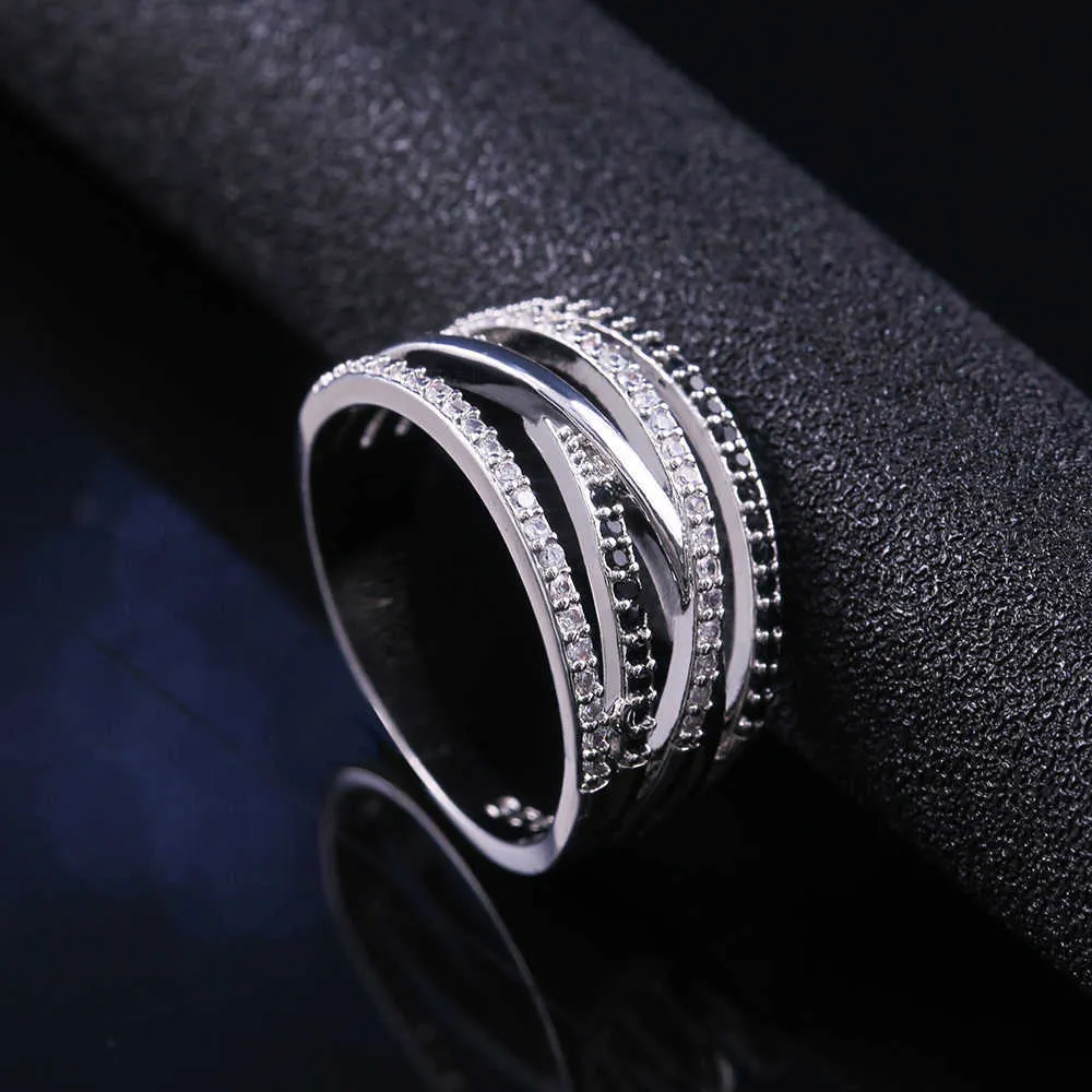 Huitan Nuovo stile etnico Rings Donne con le dita con dono a sorpresa micro pavimentata in pietra blackwhite donne anelli di gioielli alla moda Q4943887