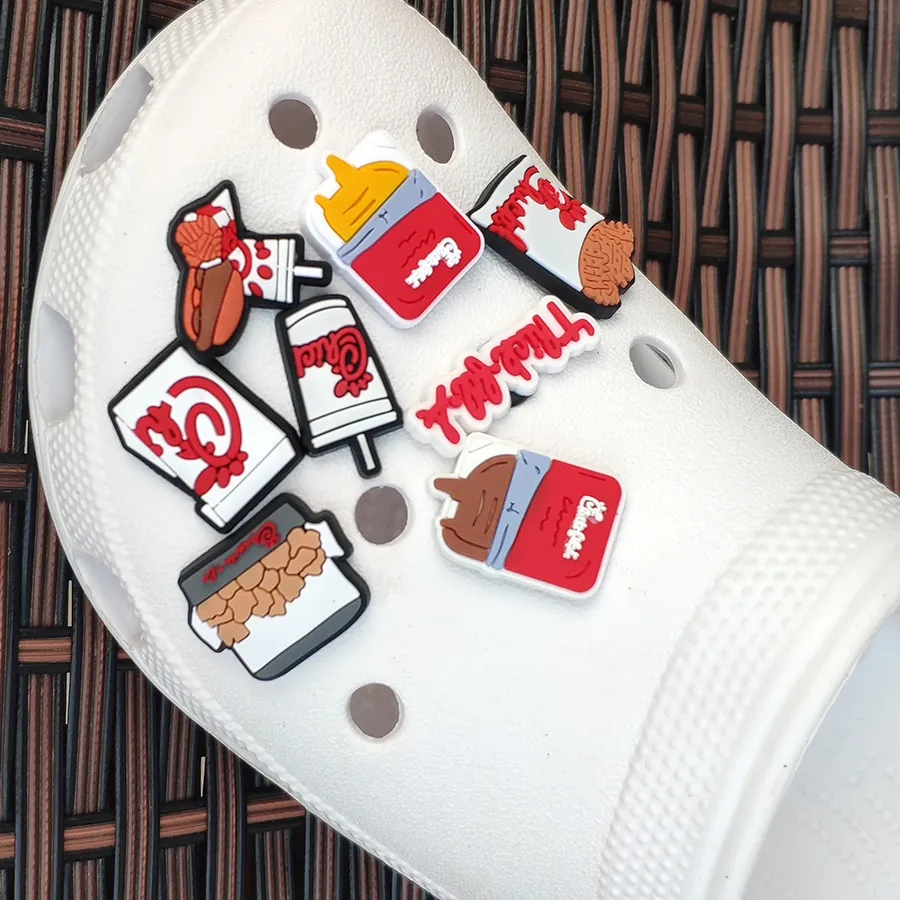 Wholwsale Fast Food Chick Fil A Croc Charms für Schuhschnallen-Dekoration, Party-Geschenk