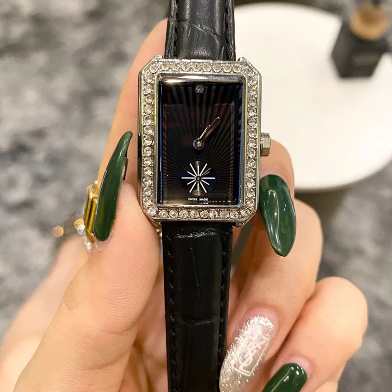 Montre-bracelet à quartz de marque populaire et décontractée pour femmes et filles, style rectangulaire en cristal, bracelet en cuir, CHA38 250m