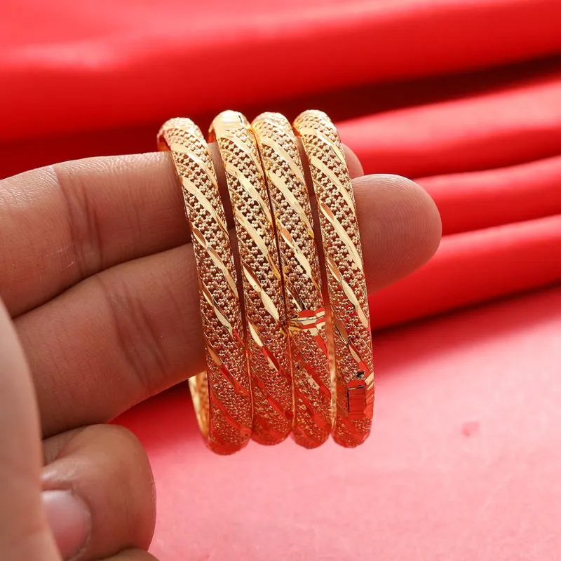 Bangle Gold Armband 4-10 Baby Girls Child Dubai Circle Bangles smycken Arab Mellanöstern African Fashion Metal292x