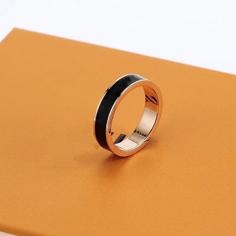 Sonneurs de créateurs Bijoux de créateur de luxe classique Titanium Steel 18K Rose Gold Fashion Nail Ring Bands Rings pour femmes et hommes bijoux de marque