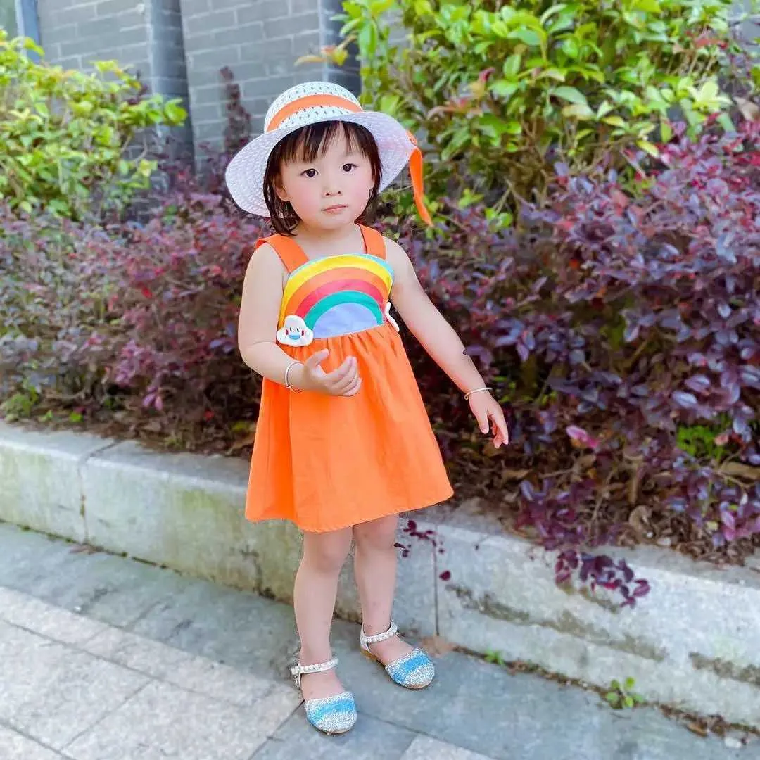Coréen belle princesse enfant en bas âge nouveau-né bébé filles arc-en-ciel fraise robe + chapeau robes pour fille été bébé filles arc tissu Q0716