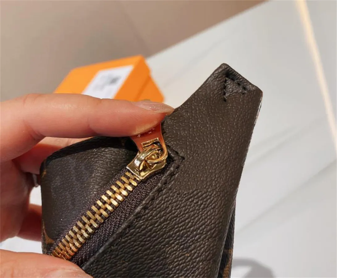 Mini borsa Borsa piccola Borse da polso Articolo di moda Unisex Donna Uomo Accessori Prodotto di design Retro attraente 20212576