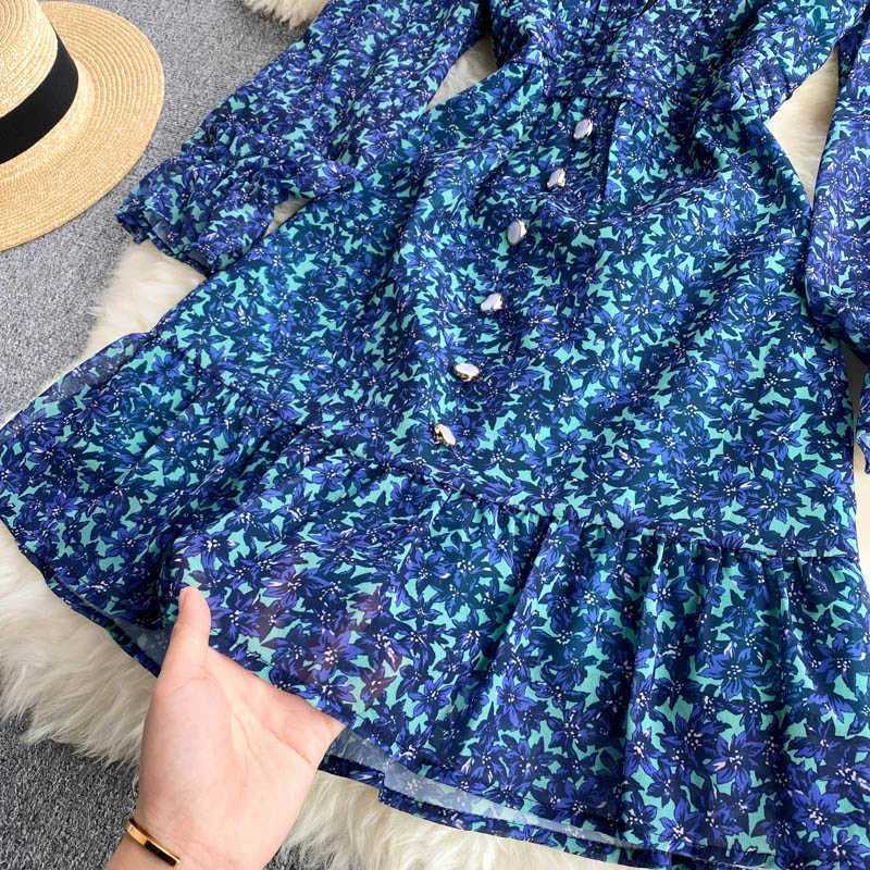 Sexy Blau Gedruckt Einreiher Mini Kleid Frauen V-ausschnitt Laterne Langarm Hohe Taille Rüschen Vestidos Urlaub Strand Sommer Y0603