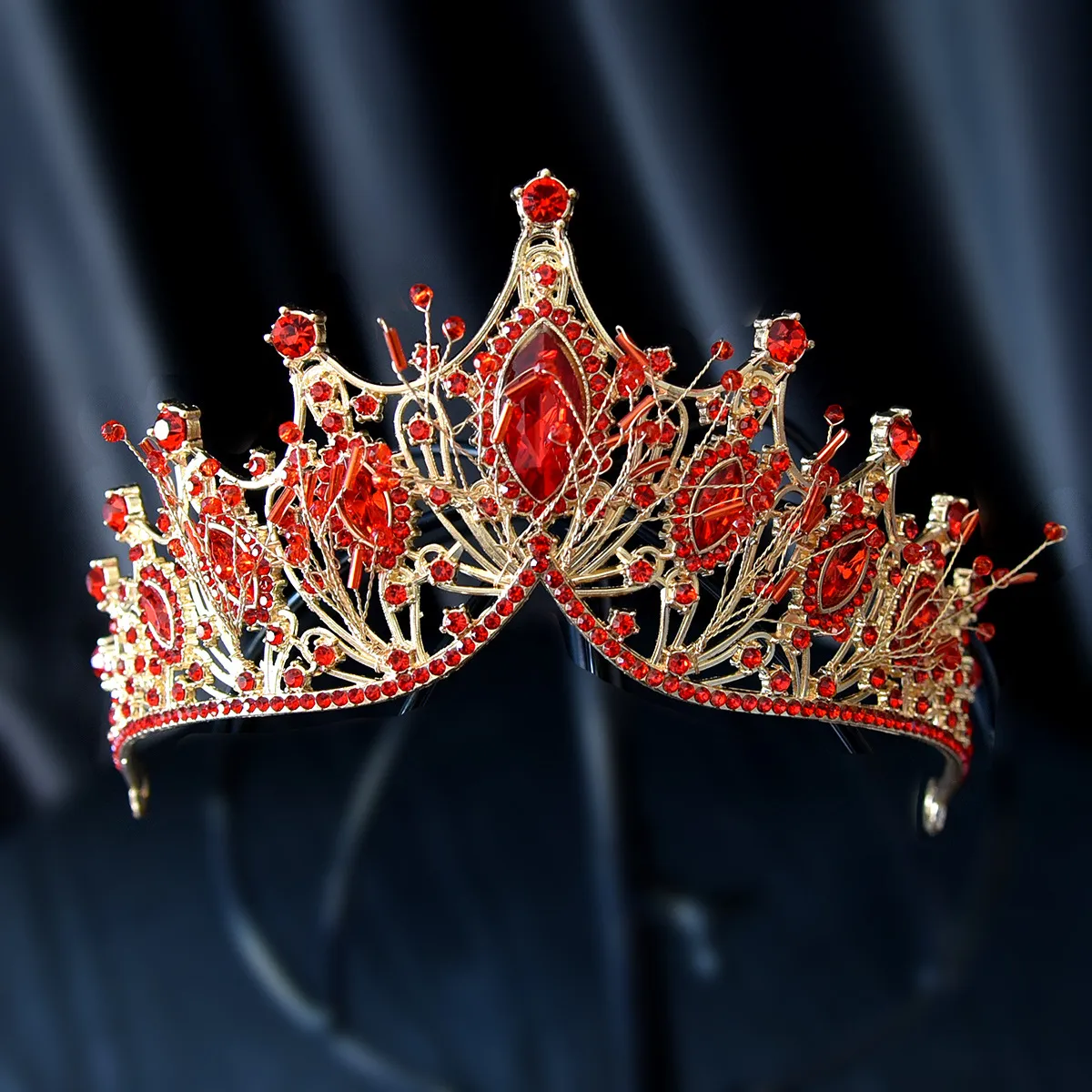 Perline di cristallo rosso fatto a mano vintage barocco Diademi nuziali Corone di strass Diadema Fasce capelli Gioielli capelli da sposa feste