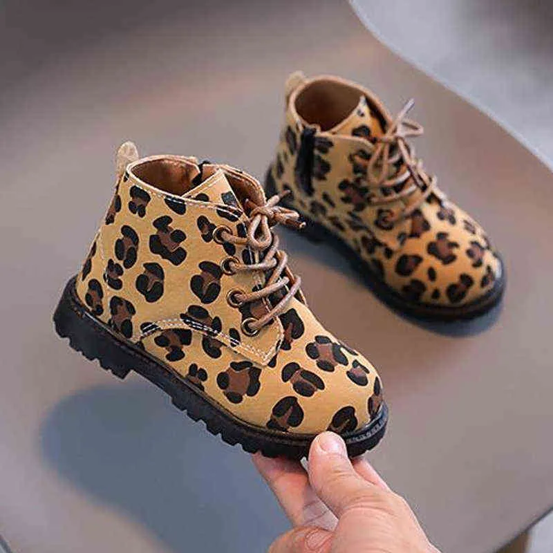 Jesień zima chłopcy dziewczęce dziecięce dzieci miękkie botki martinowe dla dzieci 1-6y leopard casual boot antypoślizgowe buty zamek 211227