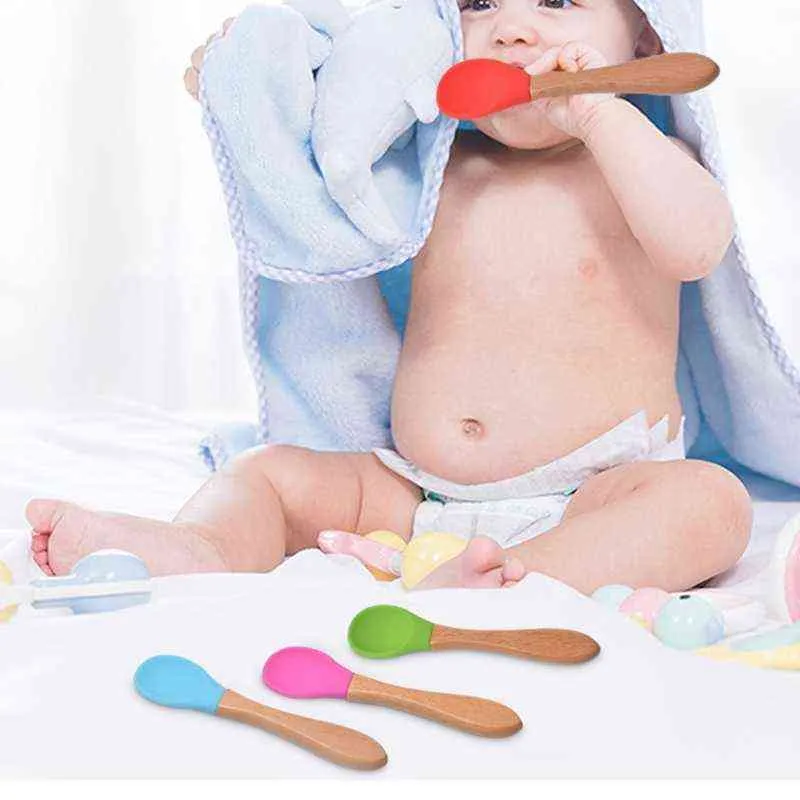 4 pezzi in silicone ciotola l'alimentazione del bambino tazza bavaglino set di cucchiai bambini piatti di aspirazione antiscivolo stoviglie alimenti bambini ciotola snack H1111