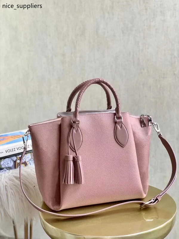M55029 Classic HAUMEA totes Handbags Fashion ladies MAHlNA Zipper Bag Crossbody Women Real Leather Shoulder Bags with tassels M5502817
