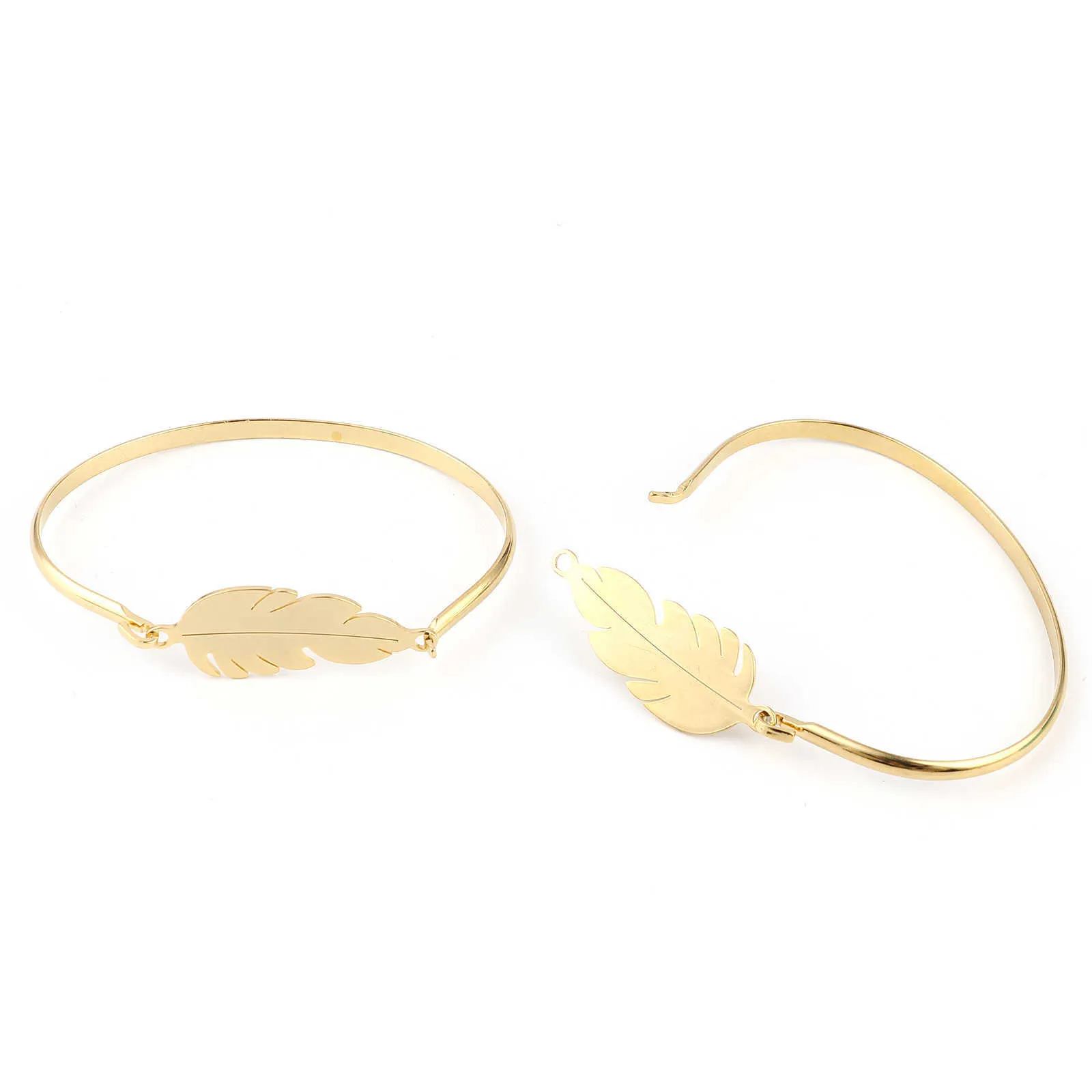 Bracelets en acier inoxydable chauds avec plume pour femmes Bracelets en or sur les bijoux à la main pouvant ouvrir 20,5 cm 8 1/8 