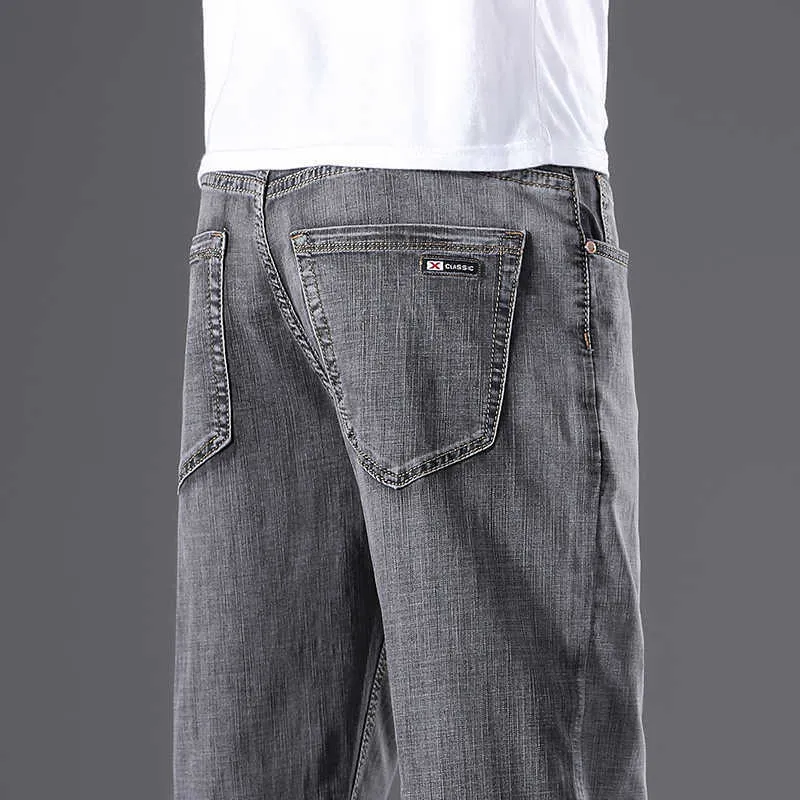 2021春と夏の男性の軽量ストレートストレッチジーンズクラシックブランドのポケット刺繍若者カジュアルデニムジーンズ、305 x0621
