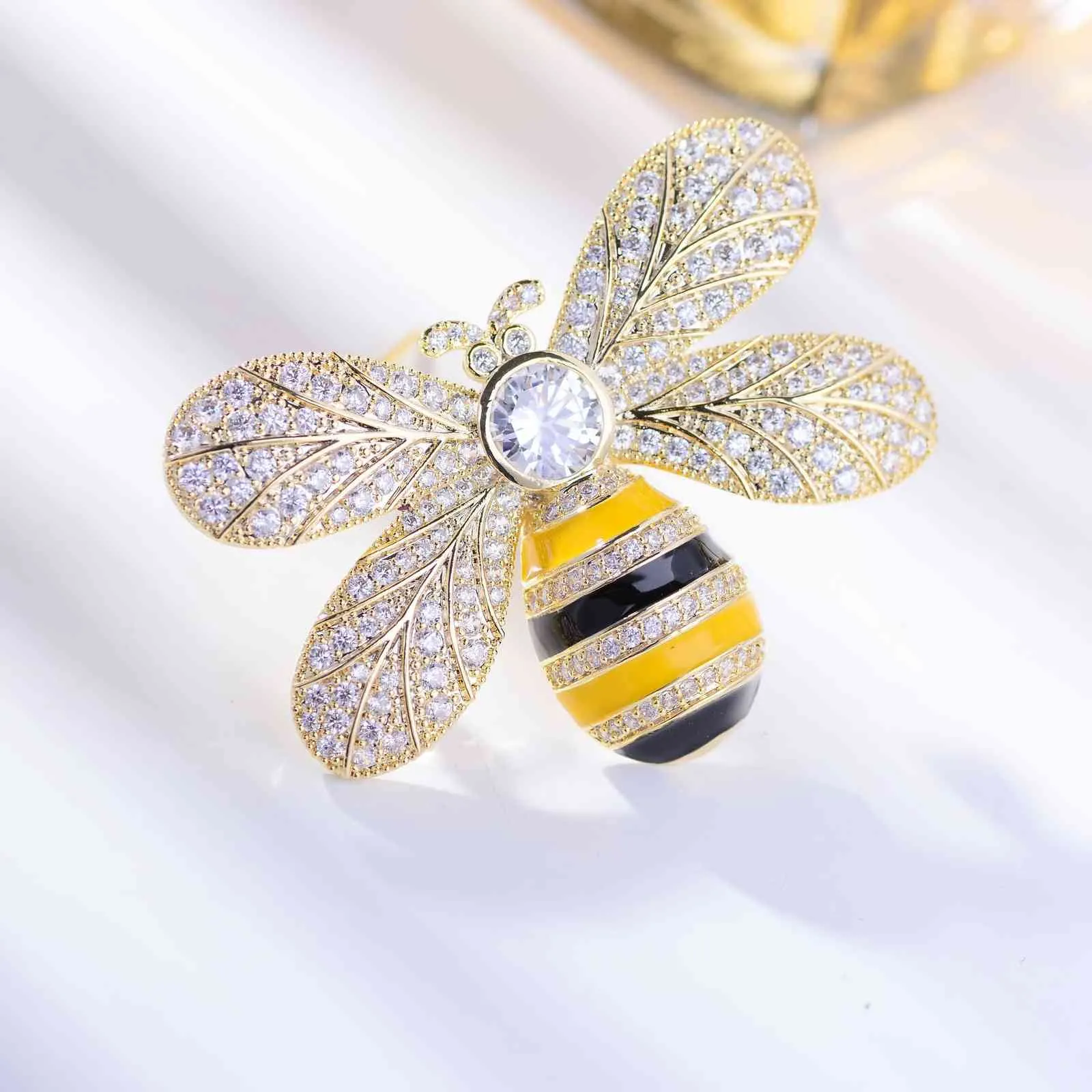 Lindos Pins de broches de abejas 2021 Joya de fiesta de boda de moda