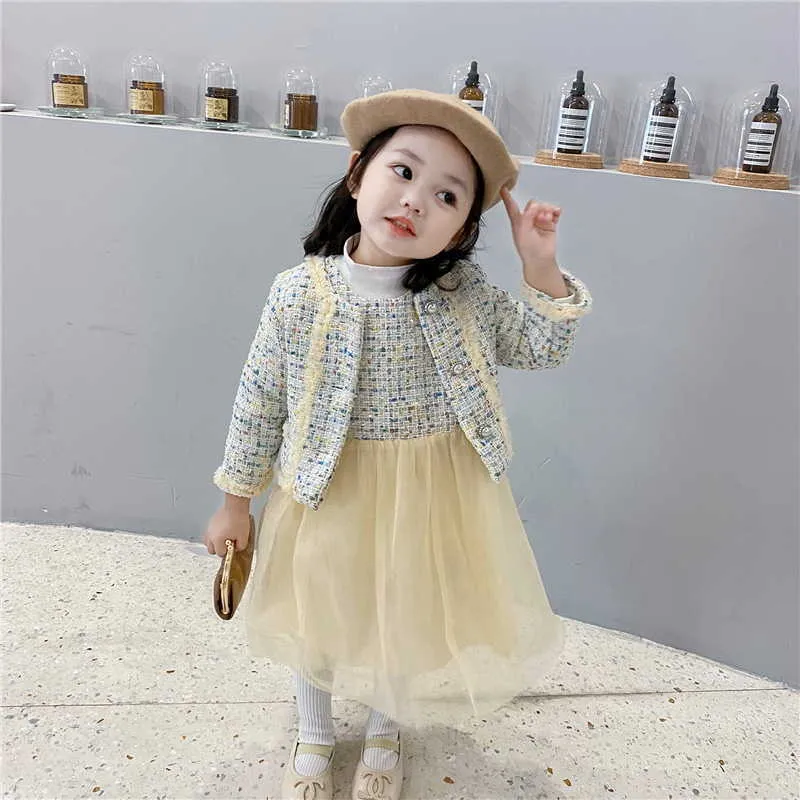 Großhandel Frühling Baby Mädchen 2-tlg Sets Ärmellose Gelbe Wollweste Garn Rock + Dame Stil Mantel Kinder Outfits E8058 210610