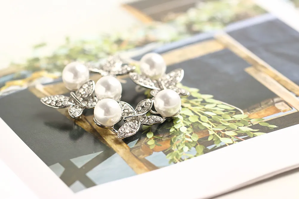 Mode luxe fleur perle broche femmes hommes papillon fleurs costume broche accessoires bijoux broche cadeau