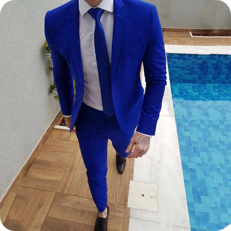 2021 Ny ankomst Royal Blue Prom Passar Groom Tuxedos Senaste Coat Byxor Designs Mens Bröllopskläder Manlig Slim Fit Jacka + Byxor + Tie X0909
