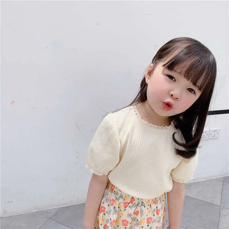 Été style coréen filles T-shirts à manches courtes dentelle bébé poignets hauts couleur pure tout-petits enfants enfants t-shirts 210615