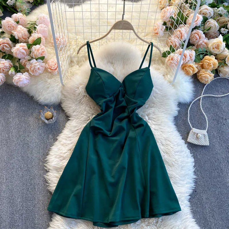 Zwart / geel / groen sexy spaghetti riem mini jurk vrouwen elegante v-hals hoge taille open rug club partij vestidos zomer 2021 Nieuwe Y0603