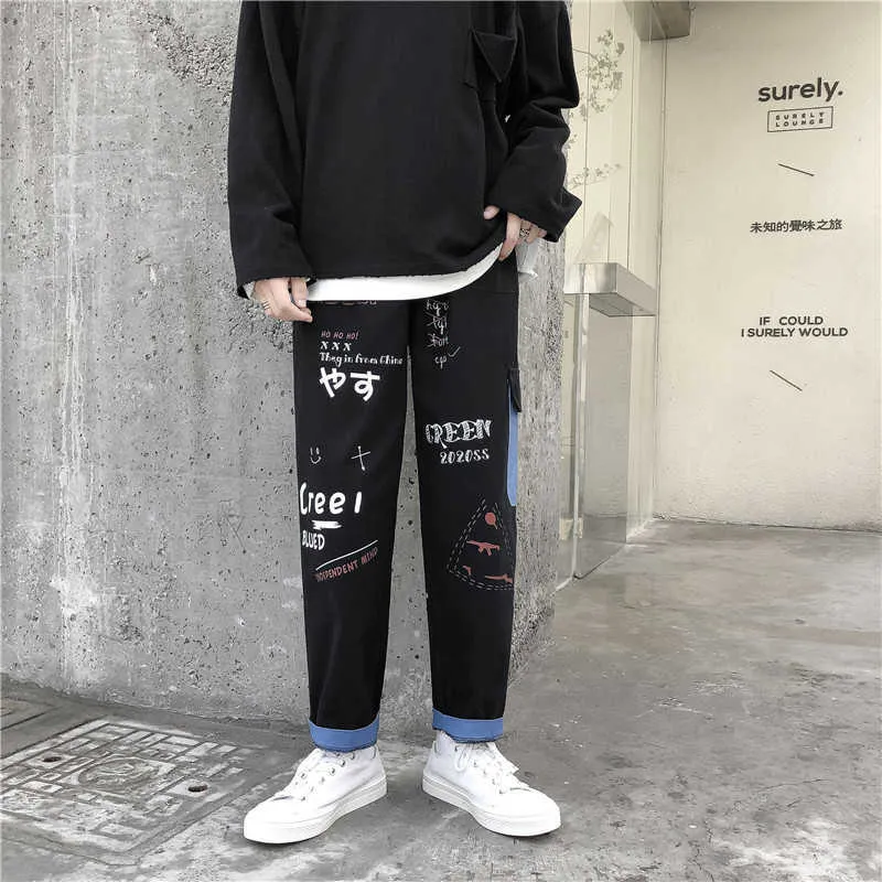 Rakt denim jeans män grafiska tryckta jeans streetwear jeans man wildleg byxor hip hop koreanska hajuku modebyxor 211013