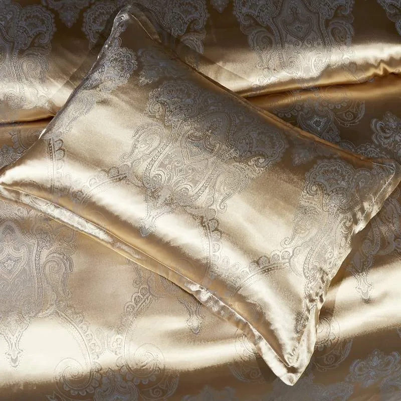 ドロップシップ結婚式の高級寝具セットジャカード布団カバーセット結婚式の寝具ゴールド2/3ピースベッドクロークイーンキング210317