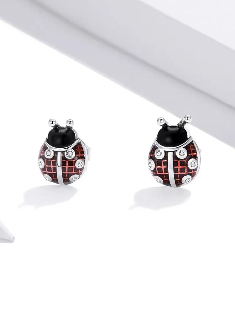 2021 boucles d'oreilles petite coccinelle pour fille émail asymétrie hypoallergénique oreille enfants 925 Bijoux en argent Sterling