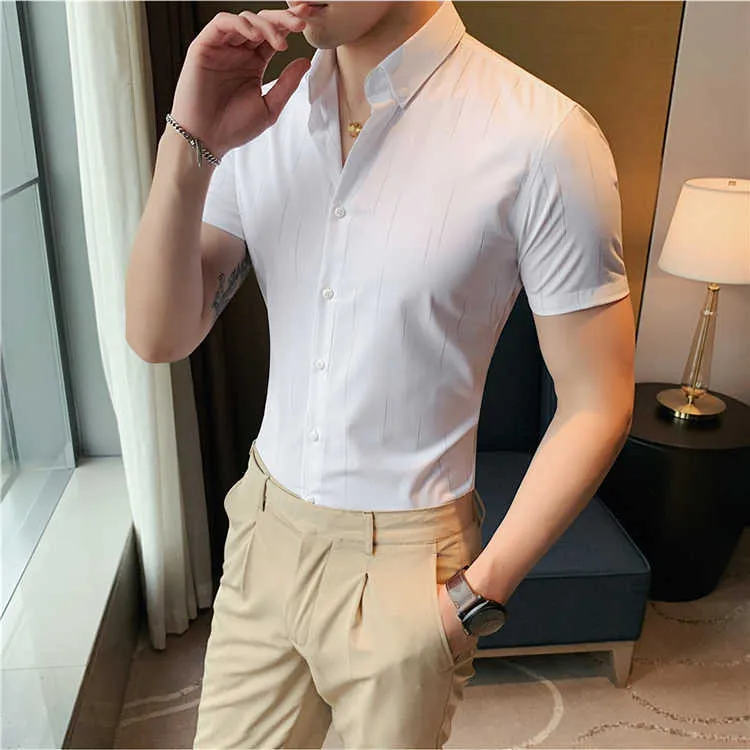Yaz Kısa Kollu Gömlek Erkekler Slim Fit İş Örgün Elbise Gömlek Sosyal Parti Rahat Bluz Streetwear Erkek Giyim 210527