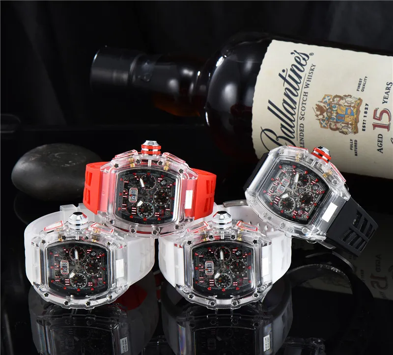 Herrenuhr Luxus Designer Sportuhren Mode Transparentes Gehäuse 45mm Chronograph Armbanduhren Silikonarmband Quarz Herren Clock306s