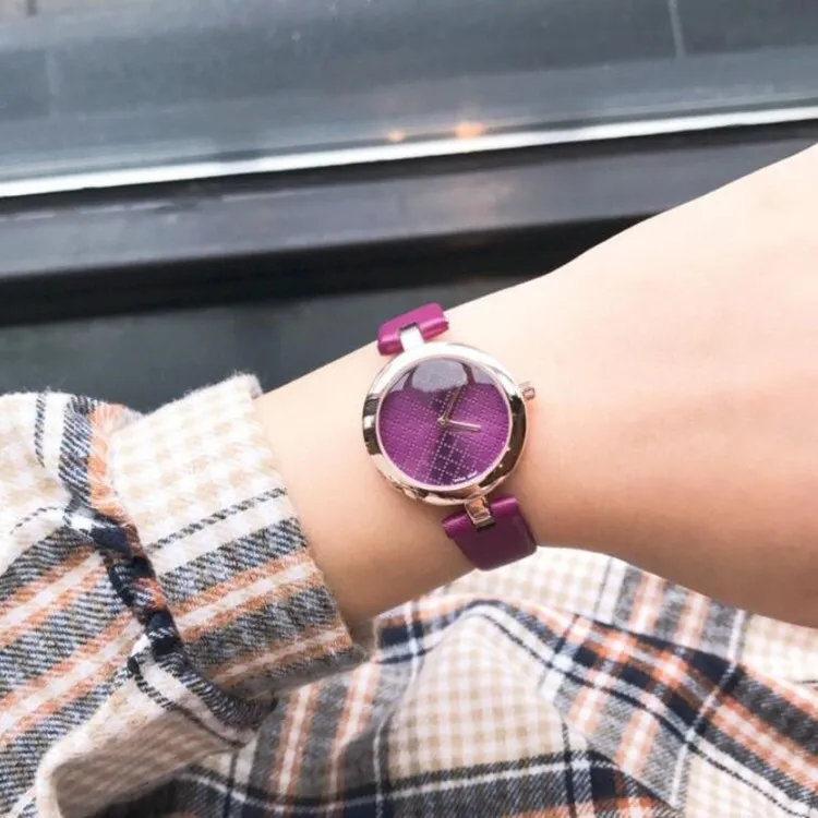 Kolory galaretki luksusowe kobiety oglądają prostą modę marki marki zegarki damskie eleganckie damskie bransoletki zegar uroczy różowy purpurowy czarny czarny W2561
