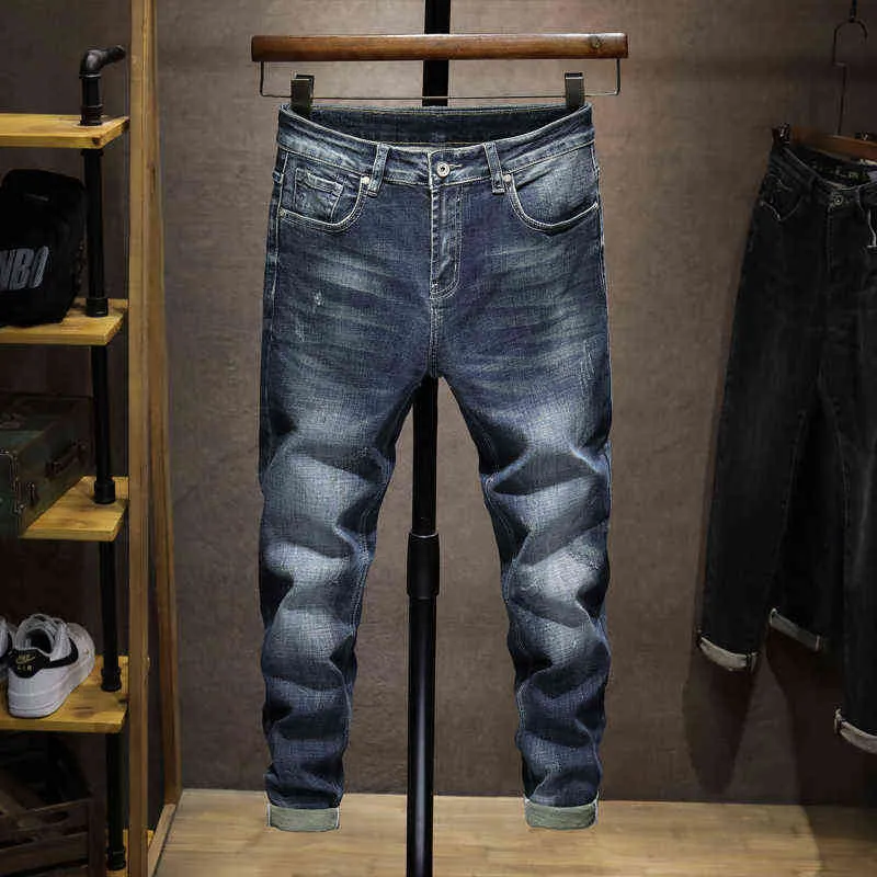 Jeans da uomo Blu scuro Slim Straight Stretch Autunno Inverno Regular Fit Business Casual Pantaloni in denim da uomo Pantaloni lunghi Large Size 40 G0104