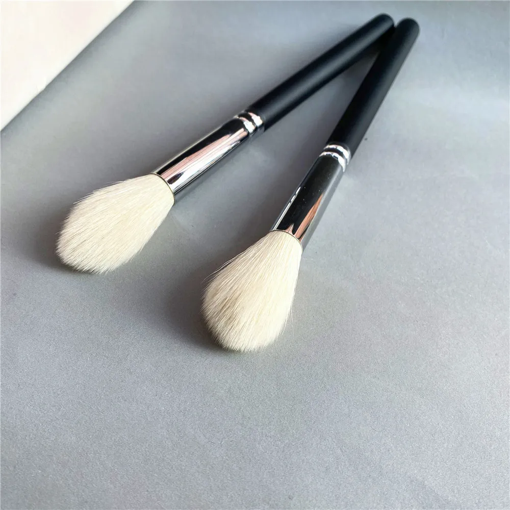 Lång blandning makeupborste 137s syntetiskt pulver Blush Highlighter Beauty Cosmetics Brush Tool