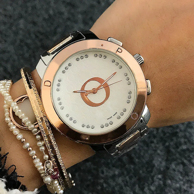 ファッションブランド腕時計大文字デザイン女性ガールスタイルメタルスチールバンドクォーツ腕時計 P39