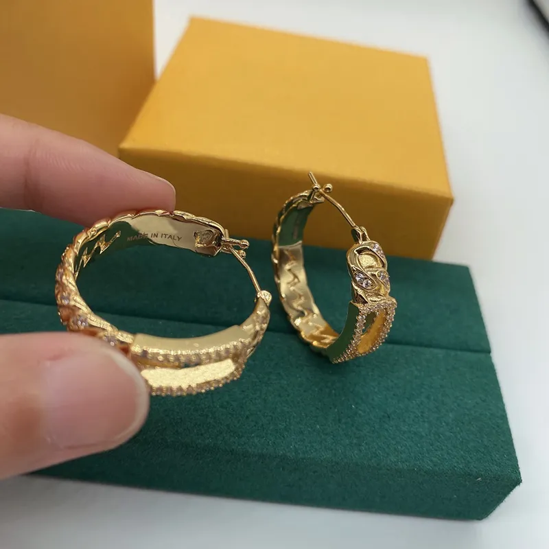 2022 Designer Gold Earrings For Women Hoop Earring Luxurys Designers Letter Pendant F Love Earrings For Gift With Box D2202266Z